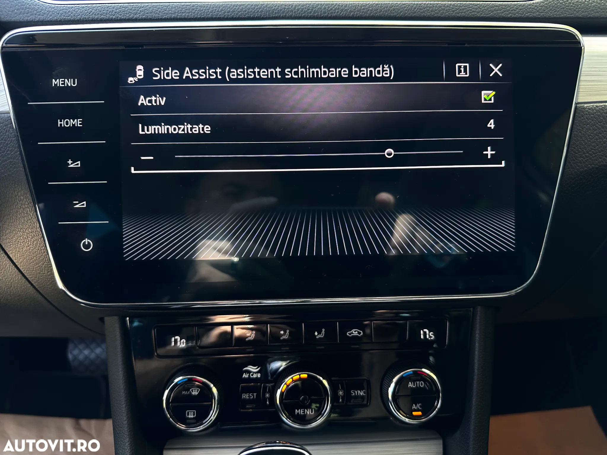 Skoda Superb Combi 2.0 TDI 4x4 DSG Premium Edition - 35