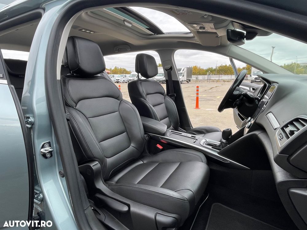Renault Megane E-TECH Plug-in 160 INTENS - 18