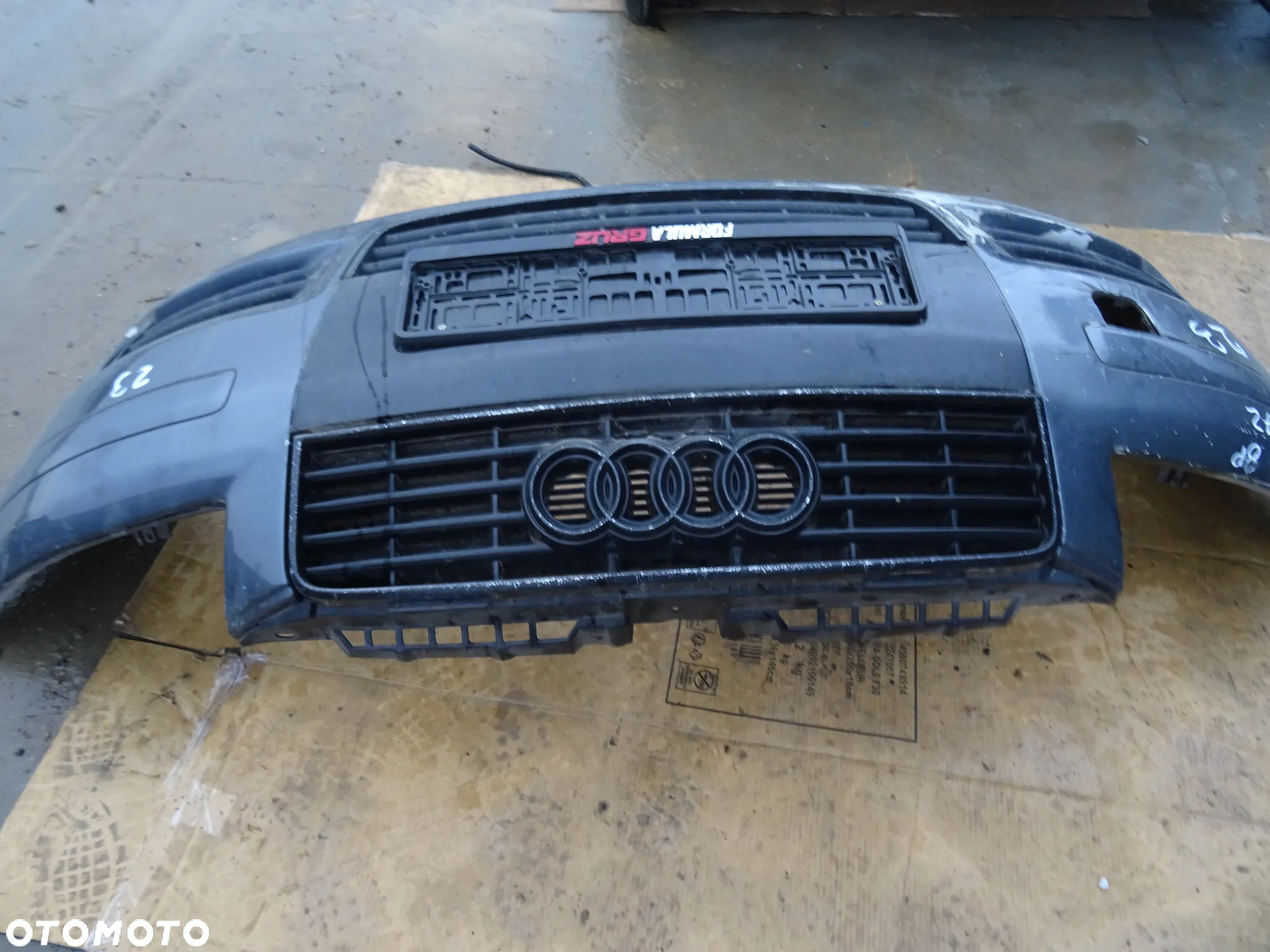 Zderzak Przód Audi A3 8P LX7Z - 5