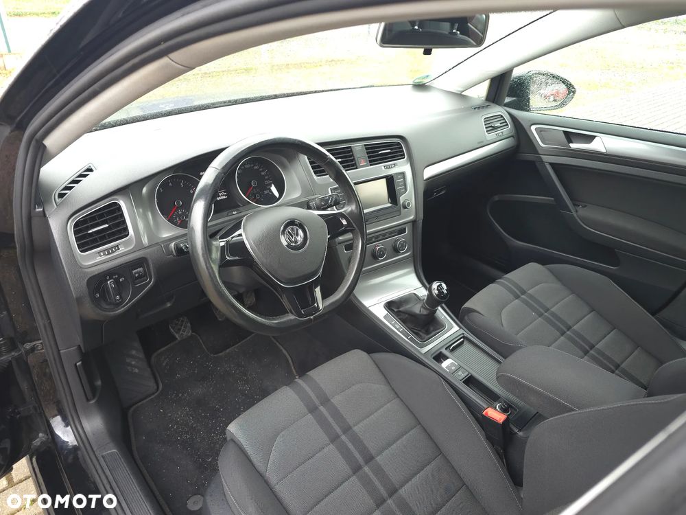 Volkswagen Golf 1.2 TSI BMT Trendline - 22