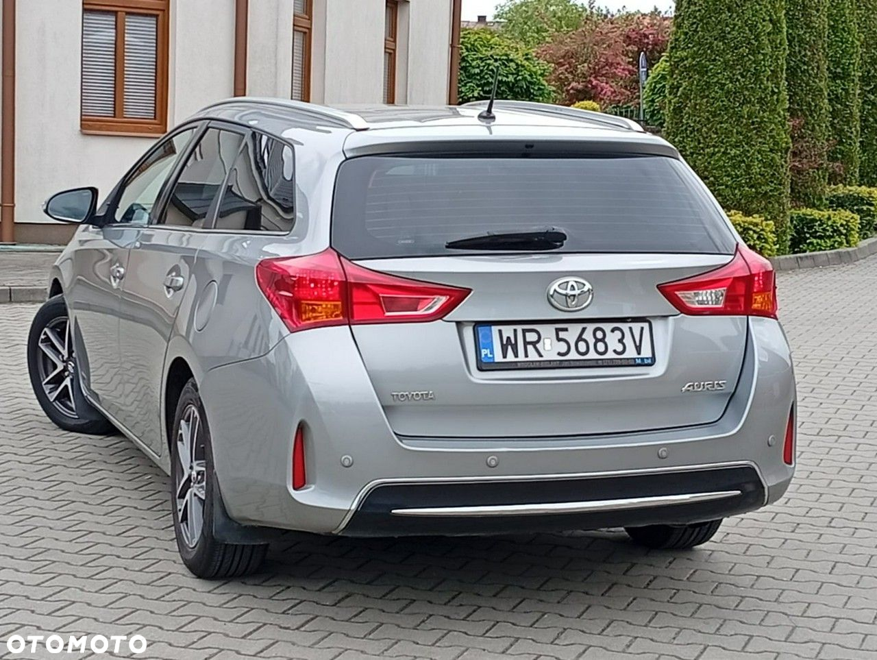 Toyota Auris - 11