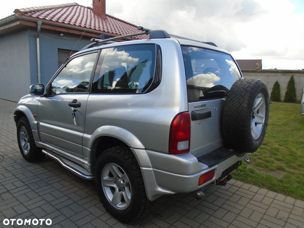 Suzuki Grand Vitara 2.0 - 8