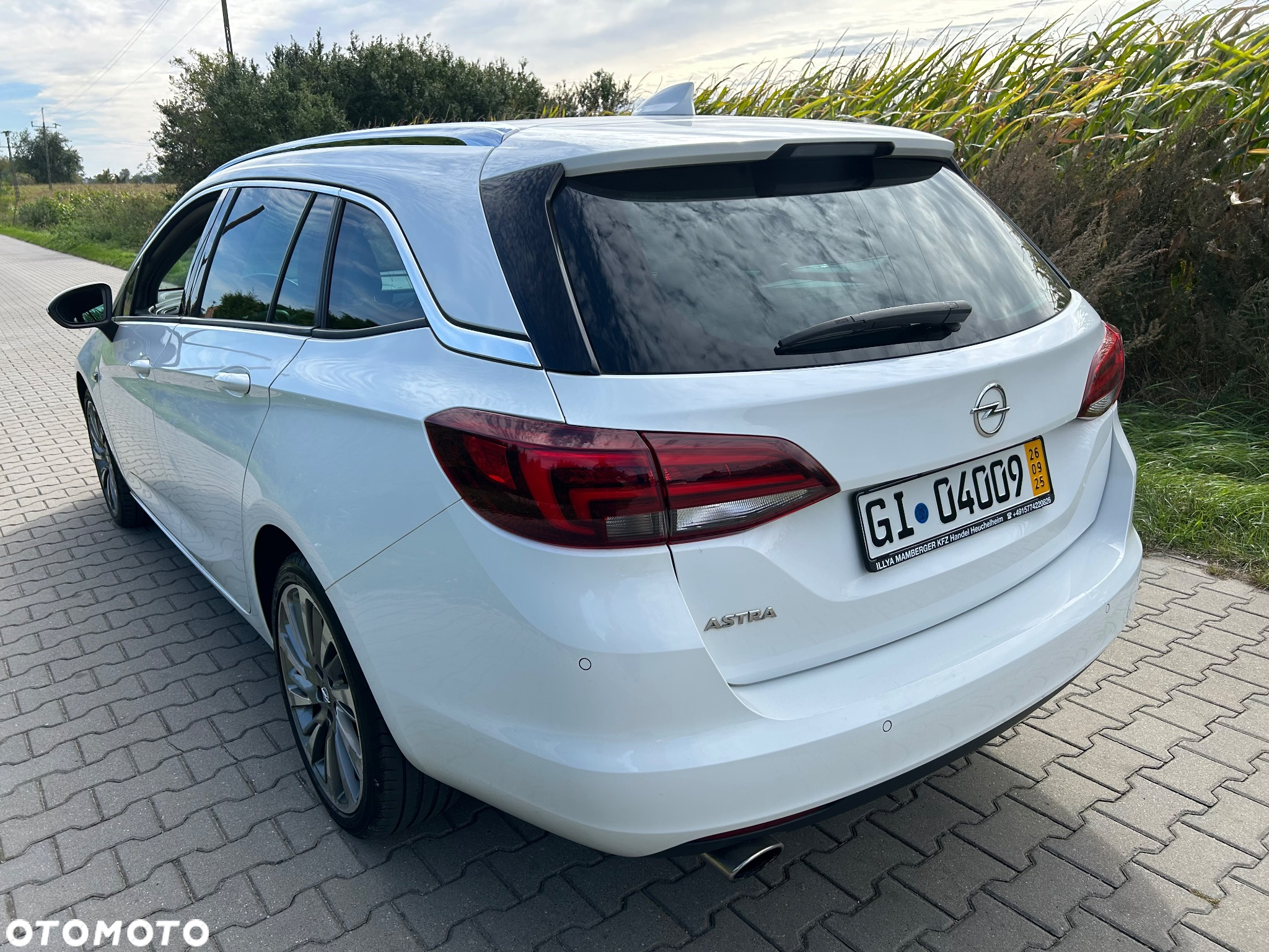 Opel Astra 1.6 BiTrb D (CDTI) Start/Stop Sports Tourer Business - 11