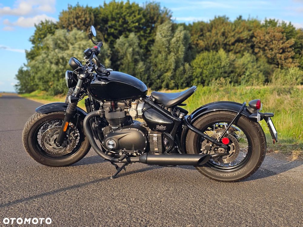 Triumph Bonneville Bobber - 1
