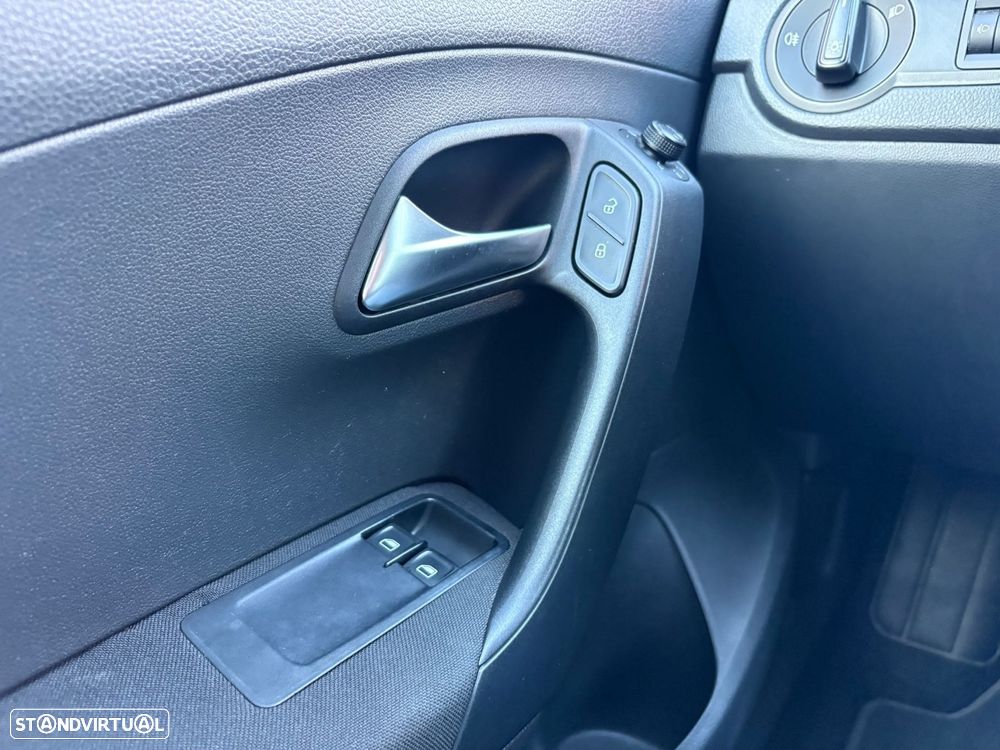 VW Polo 1.4 TDi Trendline - 31