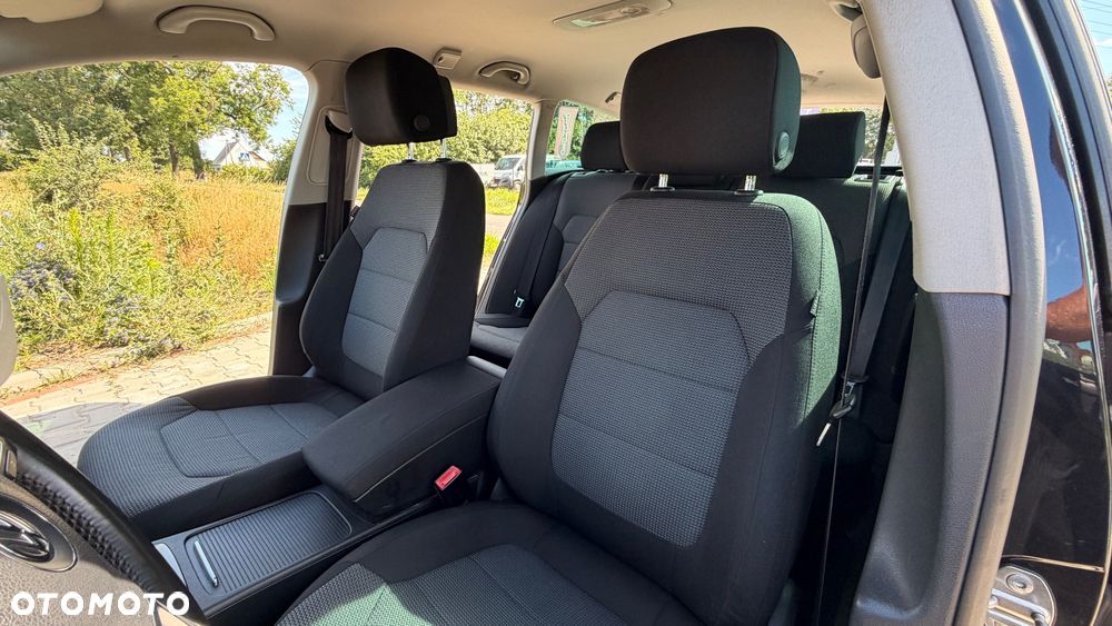 Volkswagen Passat Variant 2.0 TDI DPF Sportline - 13
