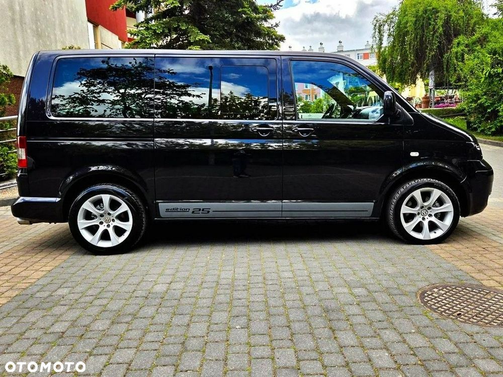 Volkswagen Multivan - 26