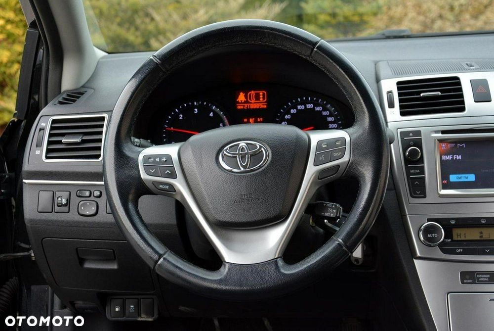 Toyota Avensis 2.0 D-4D Comfort - 26