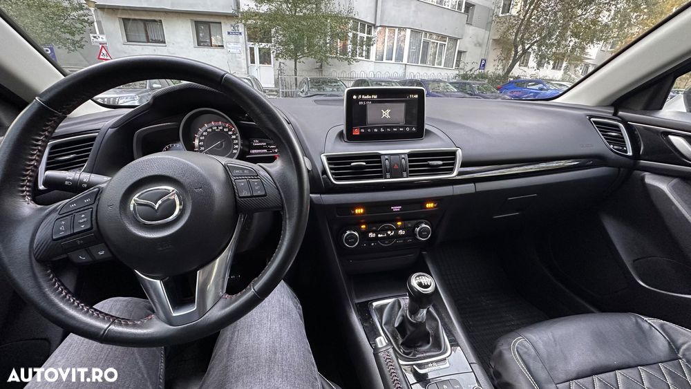 Mazda 3 G120 Revolution Top - 10