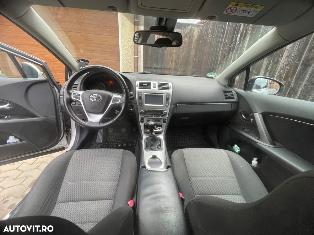 Toyota Avensis 2.0 D-4D Edition (2014) - 5