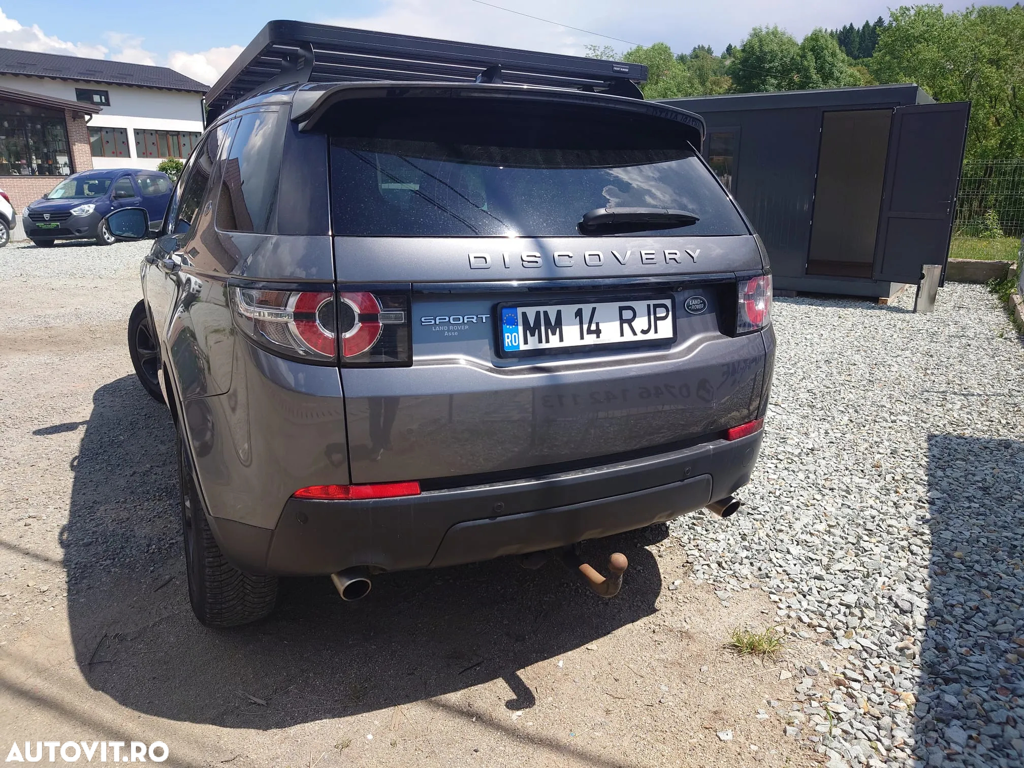 Land Rover Discovery Sport - 11