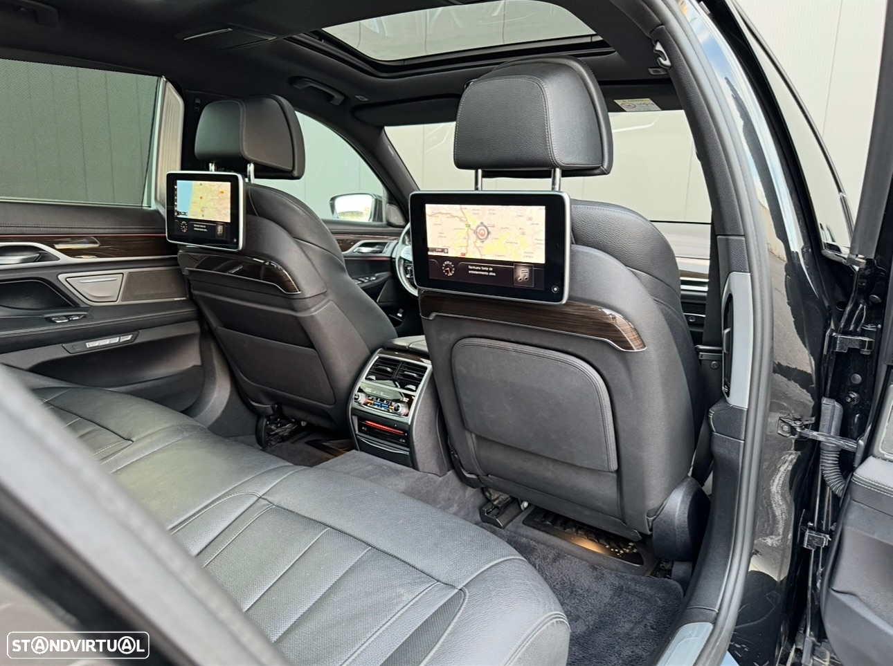 BMW 730 d Pack M - 29
