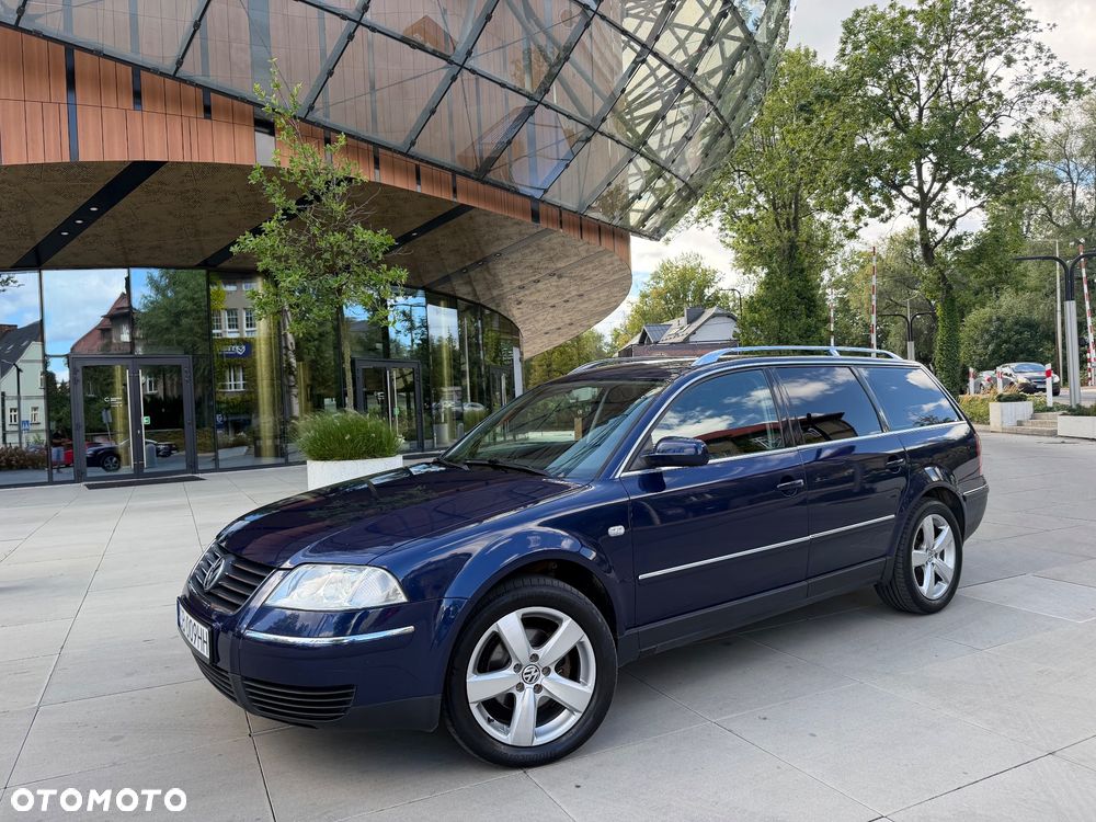 Volkswagen Passat 1.9 TDI Highline - 2
