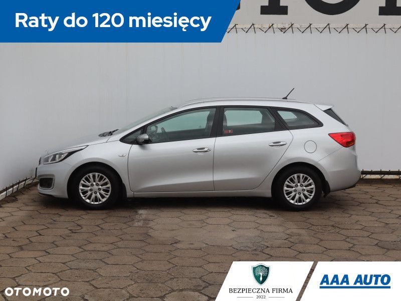 Kia Ceed - 4