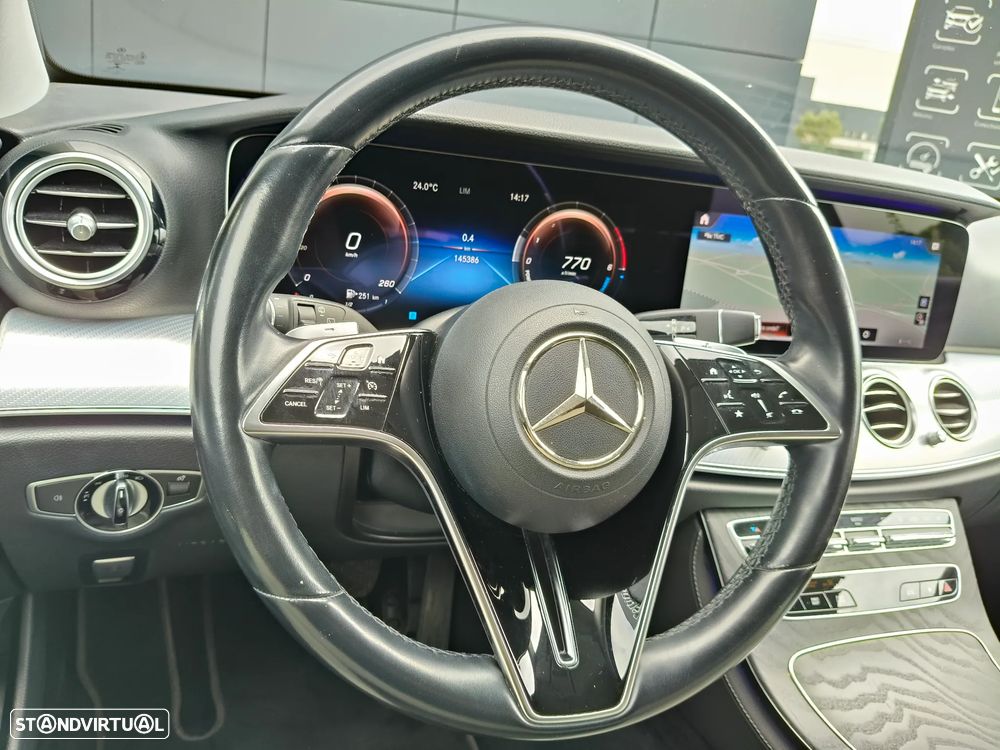 Mercedes-Benz E 300 de Avantgarde 4Matic - 7