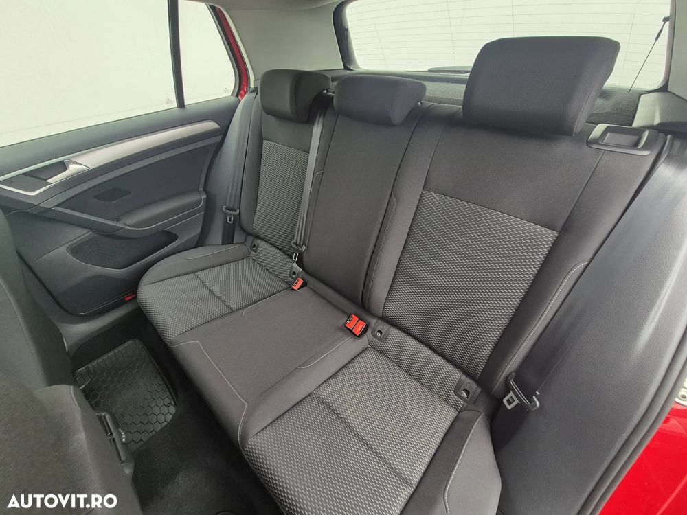 Volkswagen Golf 1.0 TSI Trendline - 11