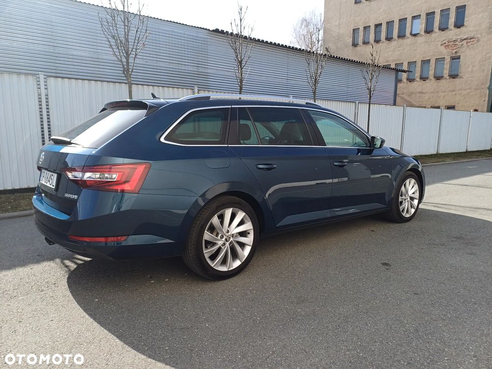 Skoda Superb 2.0 TDI Style DSG - 7