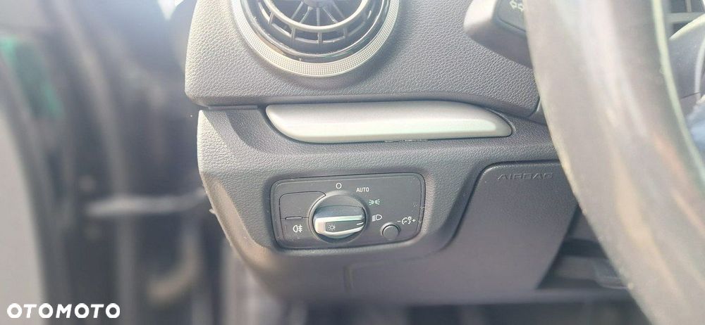 Audi A3 Sportback - 16