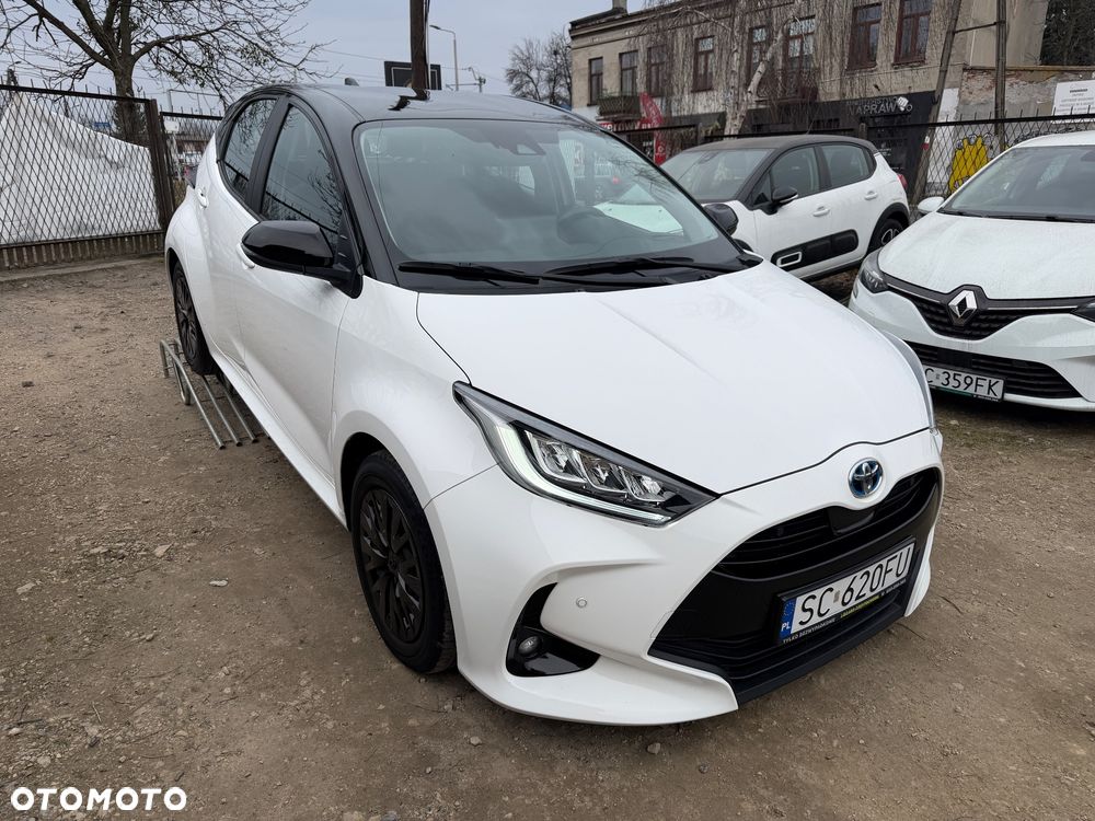 Toyota Yaris Hybrid 1.5 Executive - 3