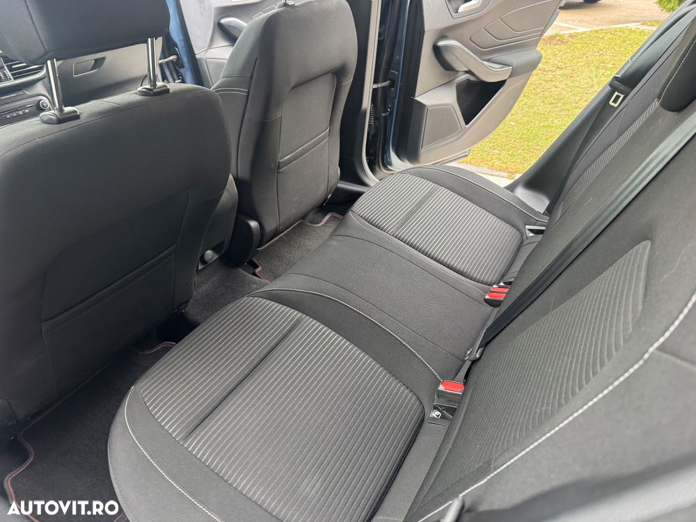 Ford Focus 1.0 EcoBoost Hybrid Aut. ACTIVE - 7