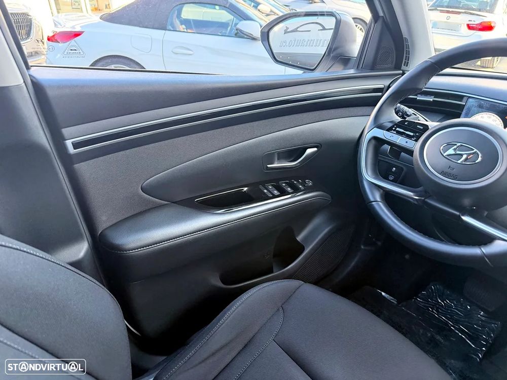Hyundai Tucson 1.6 T-GDI HEV Vanguard+TA - 12