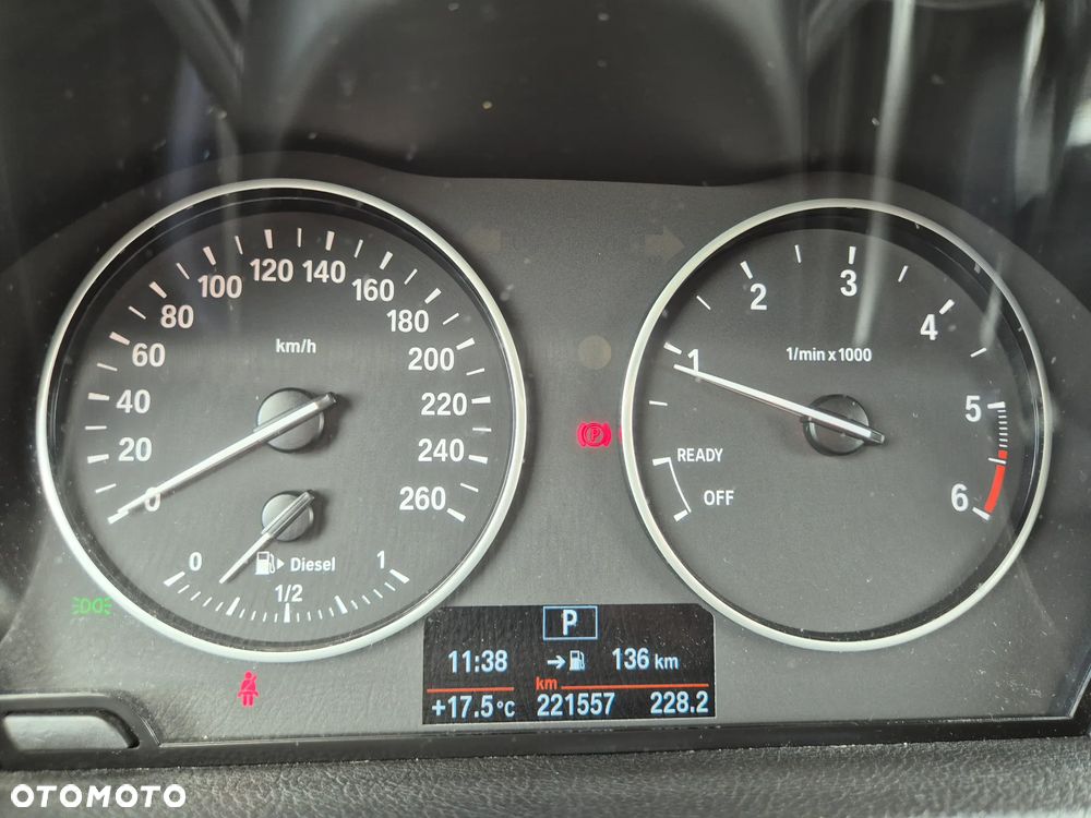 BMW Seria 2 218d Sport-Aut Luxury Line - 40