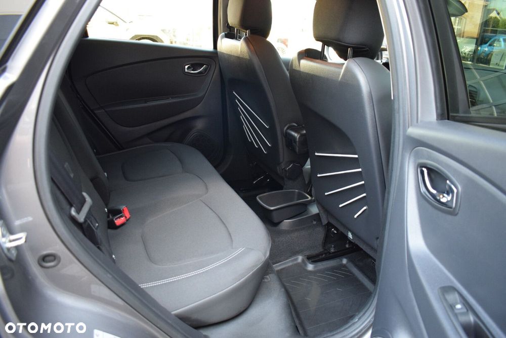 Renault Captur 1.2 Energy TCe Limited - 25