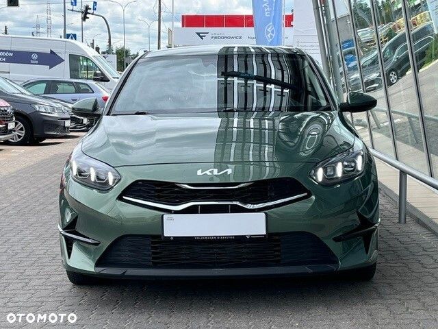 Kia Ceed 1.5 T-GDI M DCT - 14