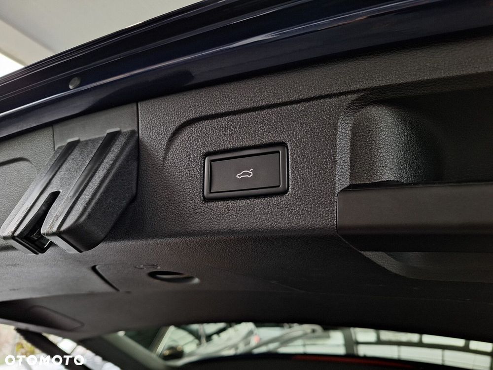 Volkswagen Touran 2.0 TDI BMT Comfortline DSG - 15