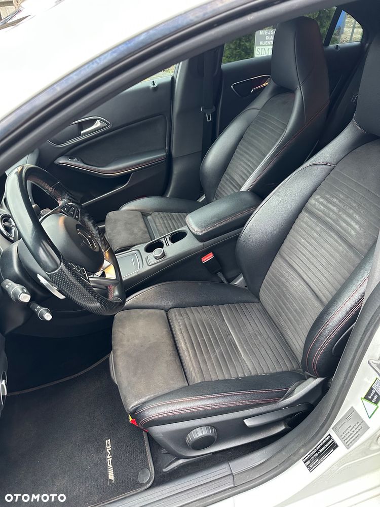 Mercedes-Benz CLA 200 7G-DCT - 15