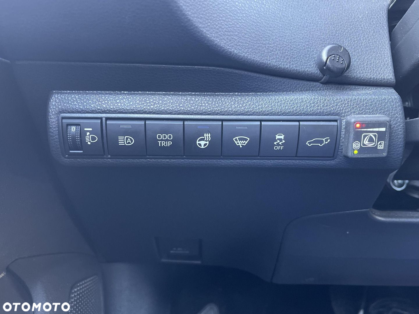 Toyota Corolla - 16