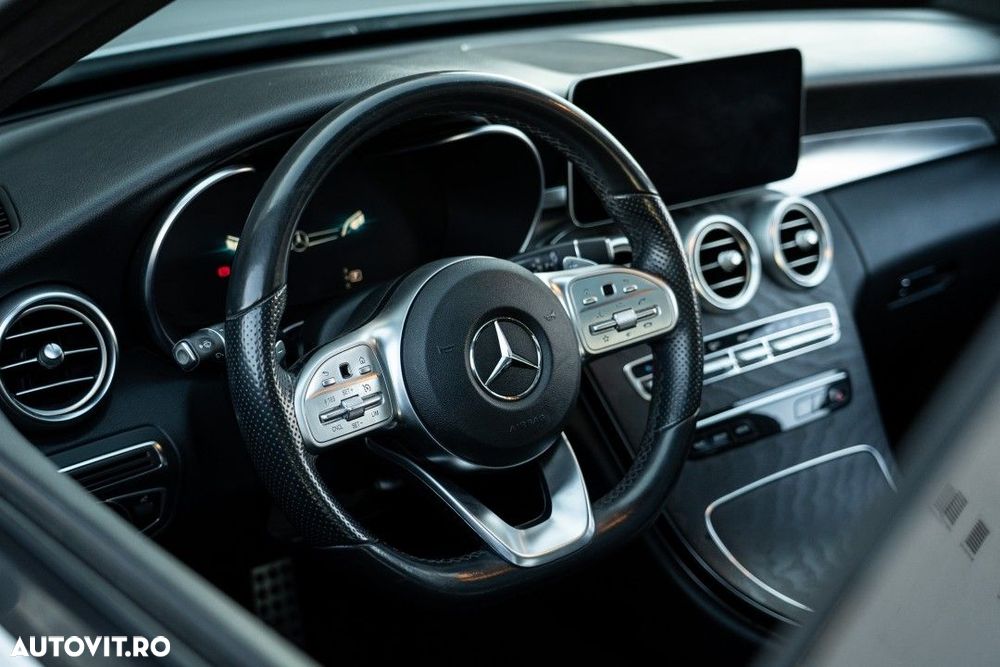 Mercedes-Benz C - 22