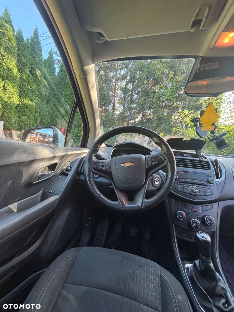 Chevrolet Trax 1.6 LS - 9