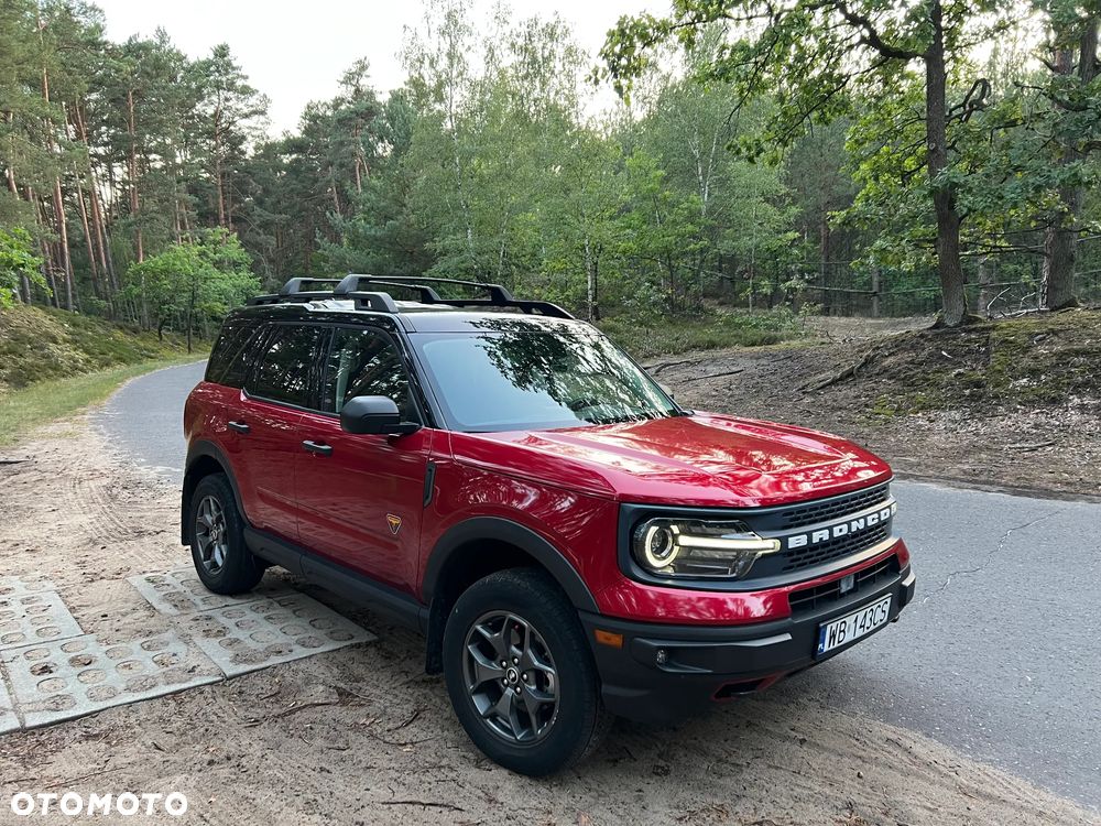 Ford Bronco - 3