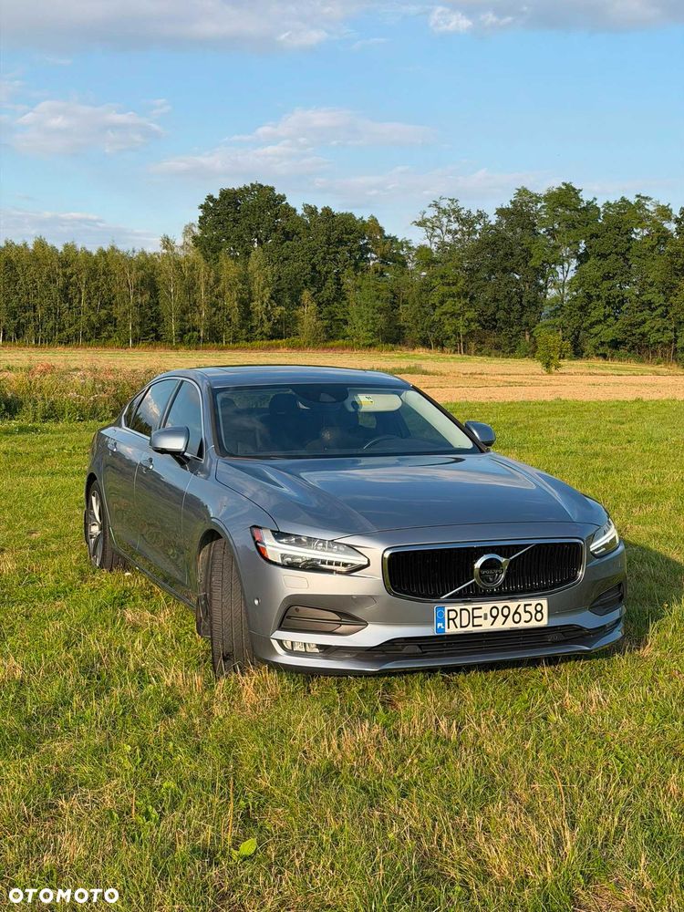 Volvo S90 - 1