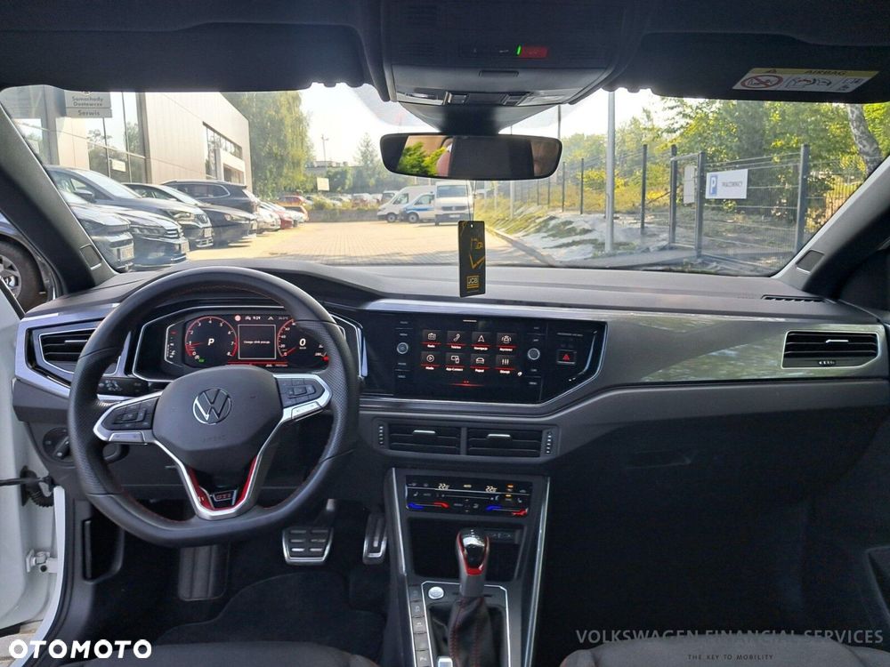 Volkswagen Polo - 7
