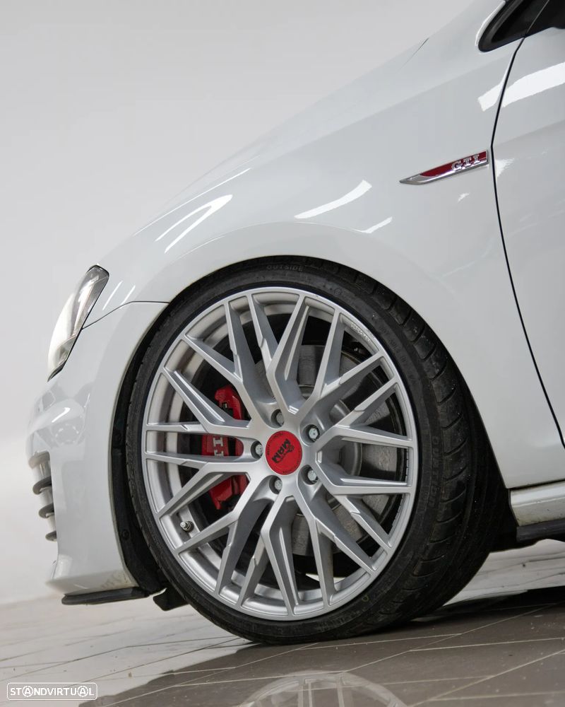 VW Golf 2.0 TSi GTi DSG Performance - 11