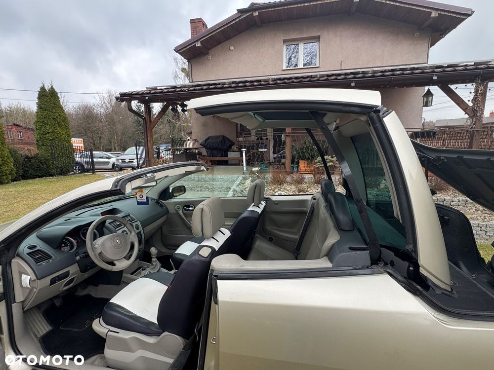 Renault Megane 2.0 Luxe Privilege - 33