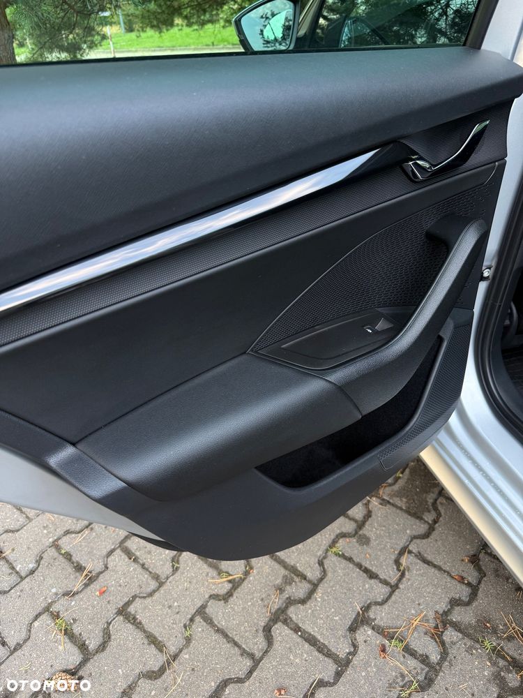 Skoda Octavia 1.5 TSI ACT Ambition - 10