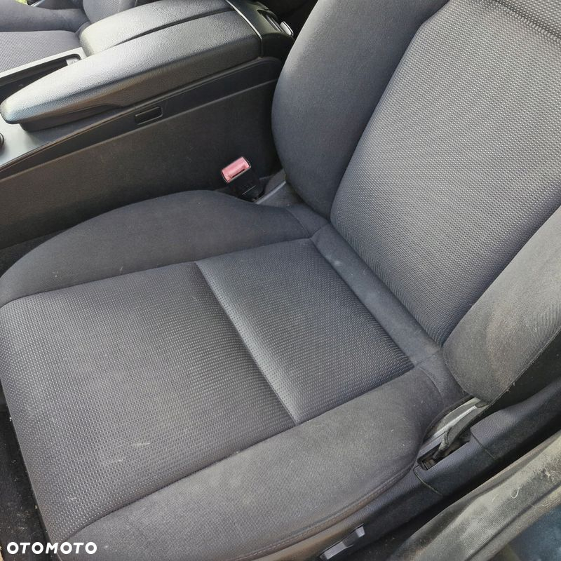 FOTEL LEWY PRZEDNI KIEROWCY ELEKTYKA MERCEDES C KLASA W204 S204 07- EUROPA - 7