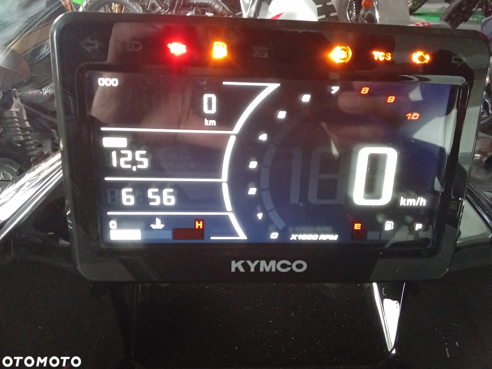 Kymco Downtown - 9