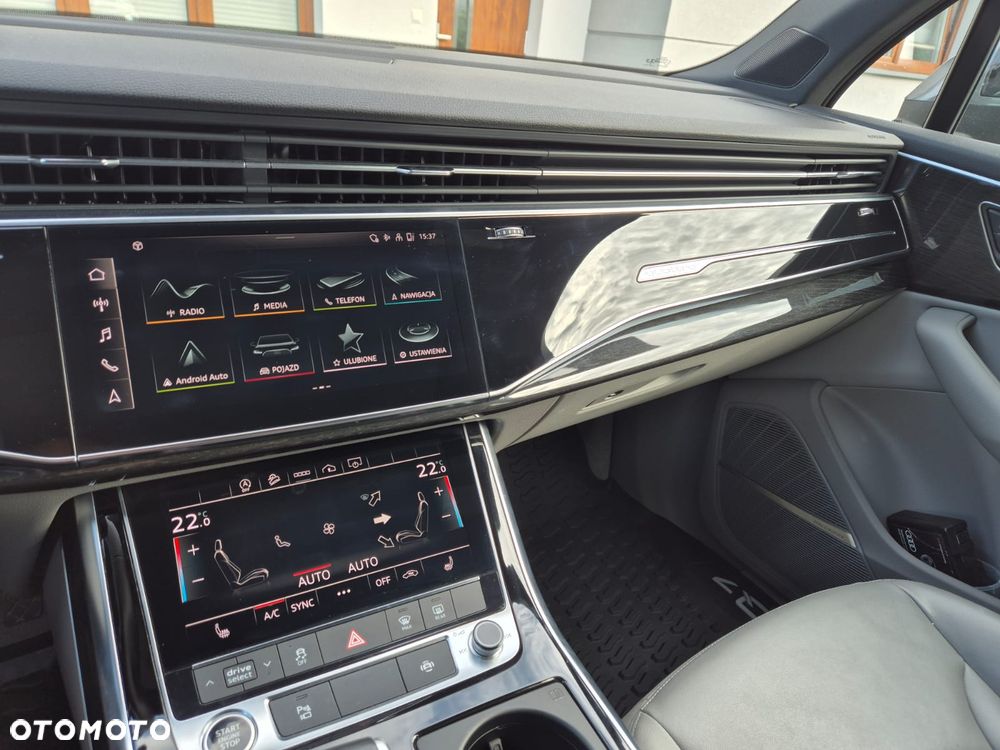 Audi Q7 - 11
