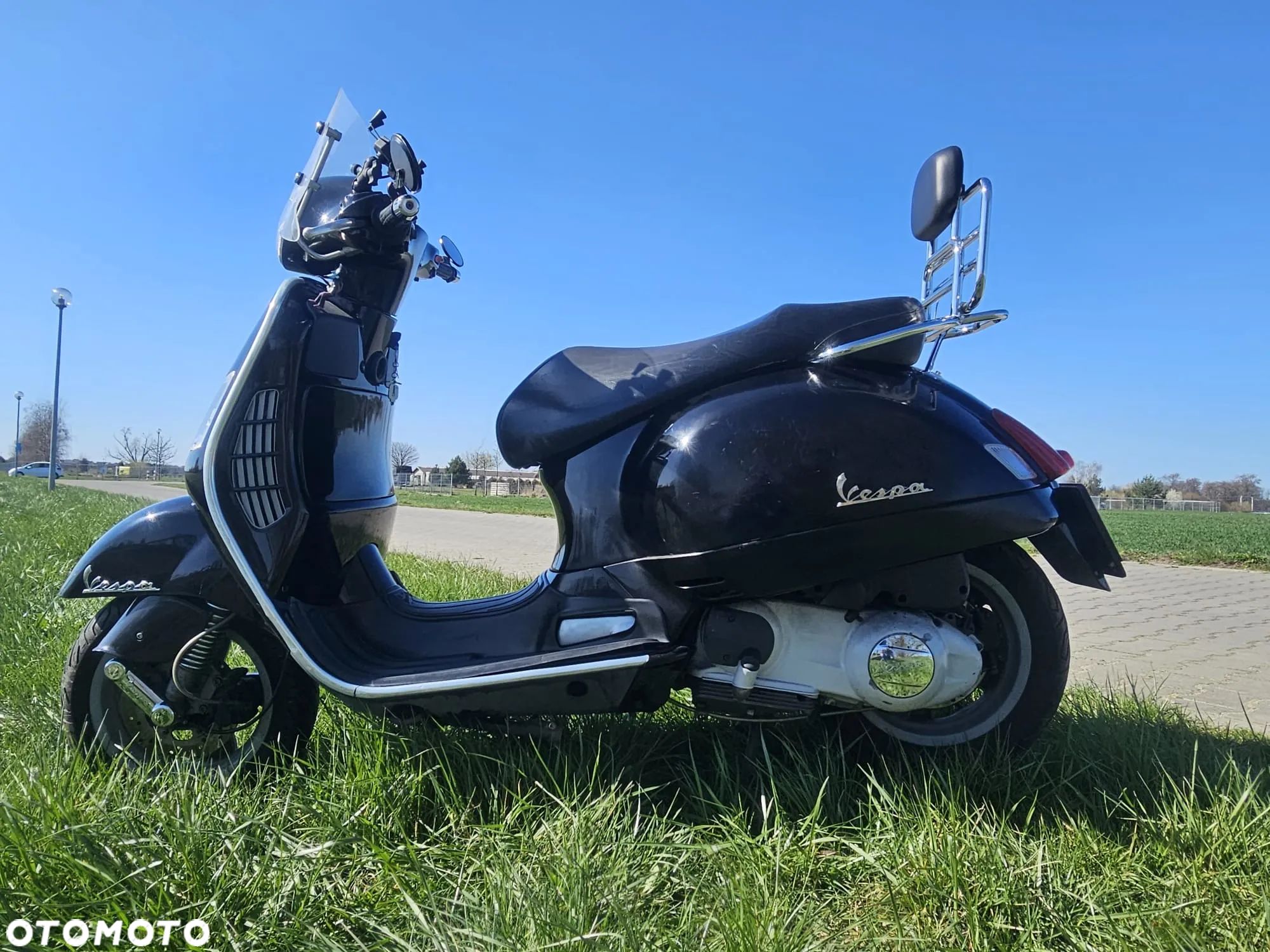 Piaggio Vespa - 1