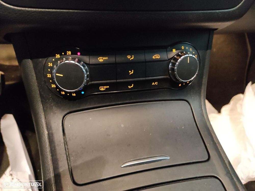 COMANDO CLIMATIZADOR MERCEDES-BENZ CLASE B BM 246 - 1