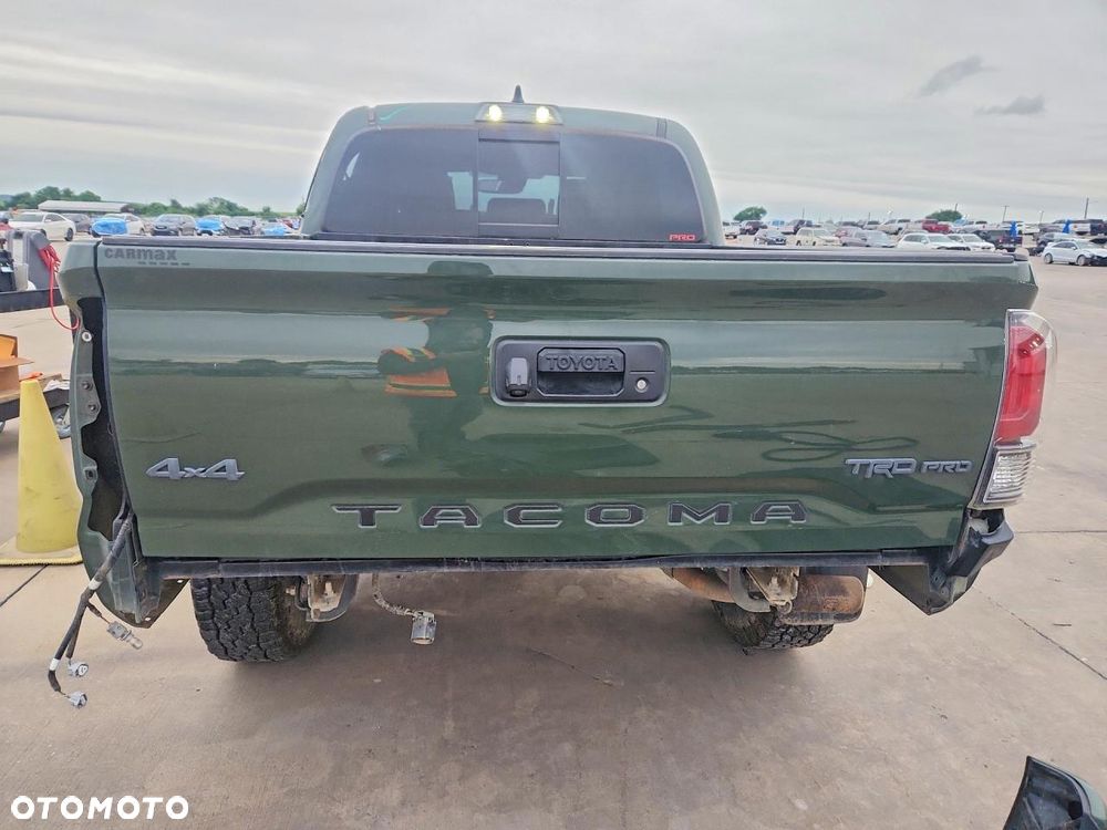 Toyota Tacoma - 6