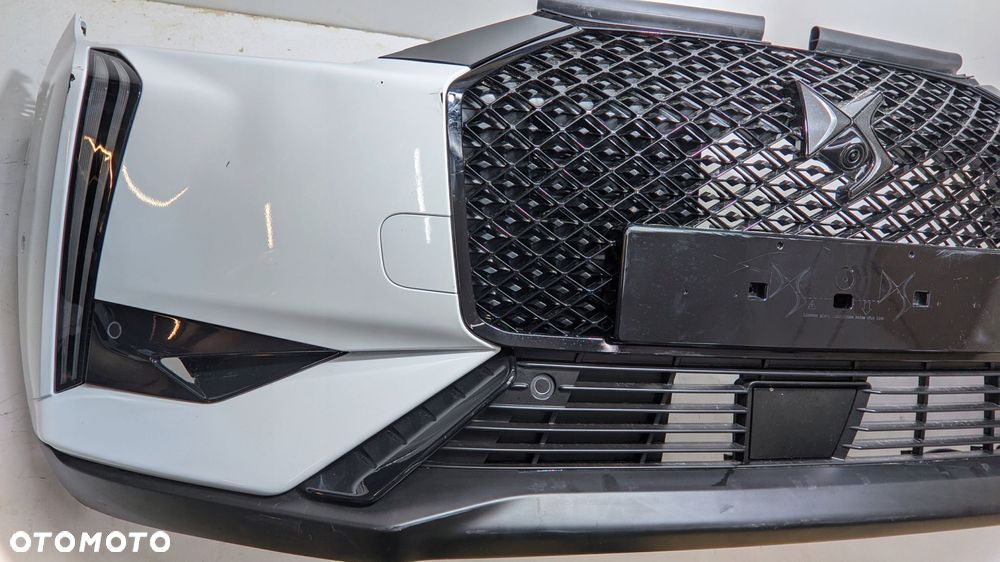zderzak przód citroen ds3 crossback lift 23- (czarny halogen) - 5
