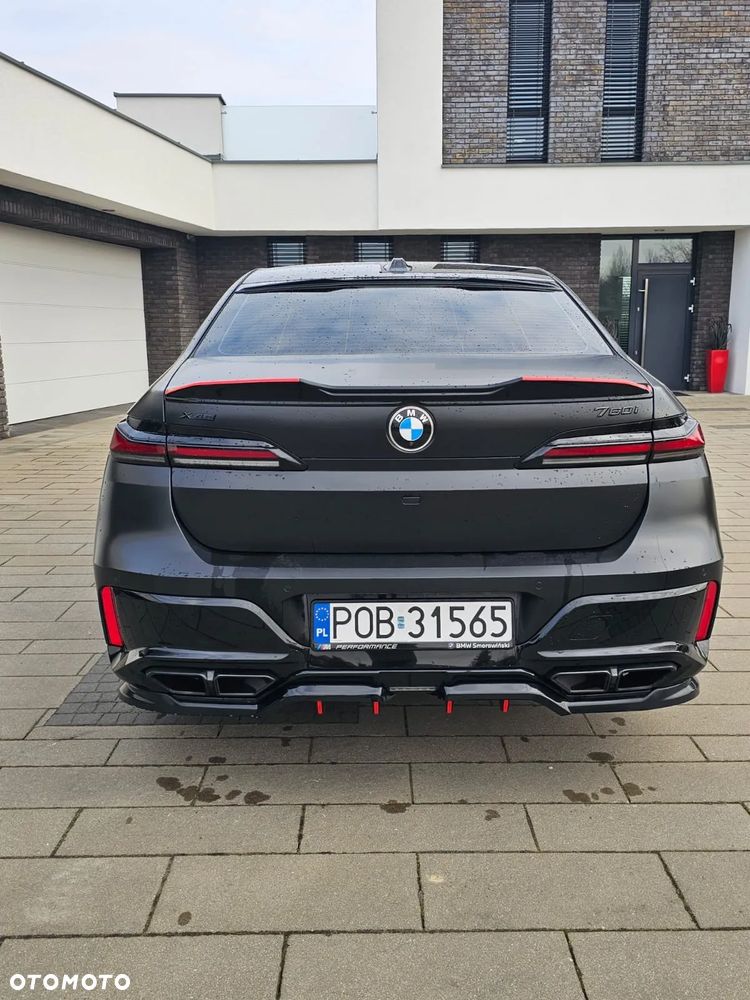 BMW Seria 7 M760Li xDrive - 5