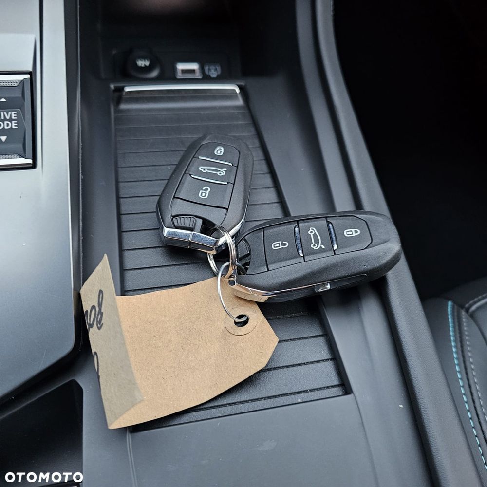 Peugeot 308 1.2 PureTech Allure Pack S&S EAT8 - 30
