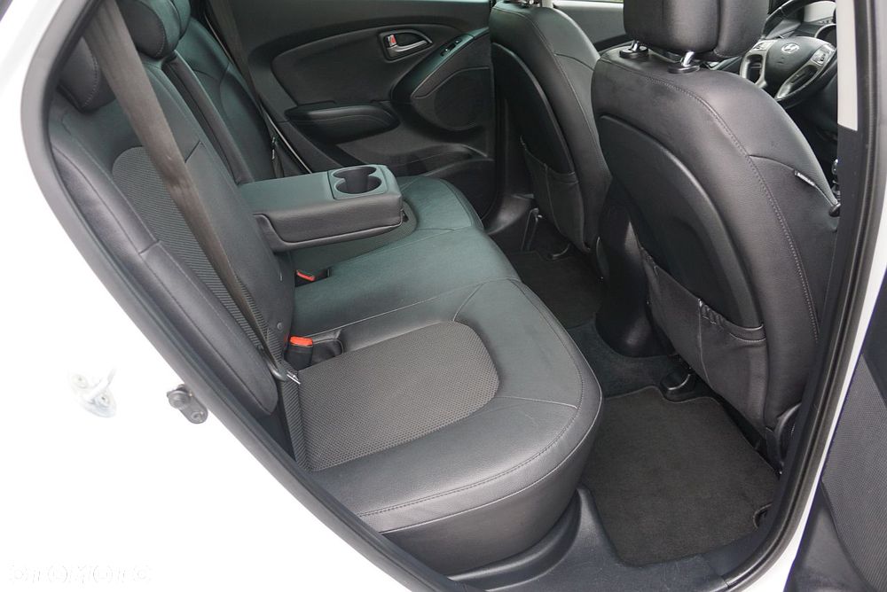 Hyundai ix35 1.7 CRDi Premium 2WD - 17