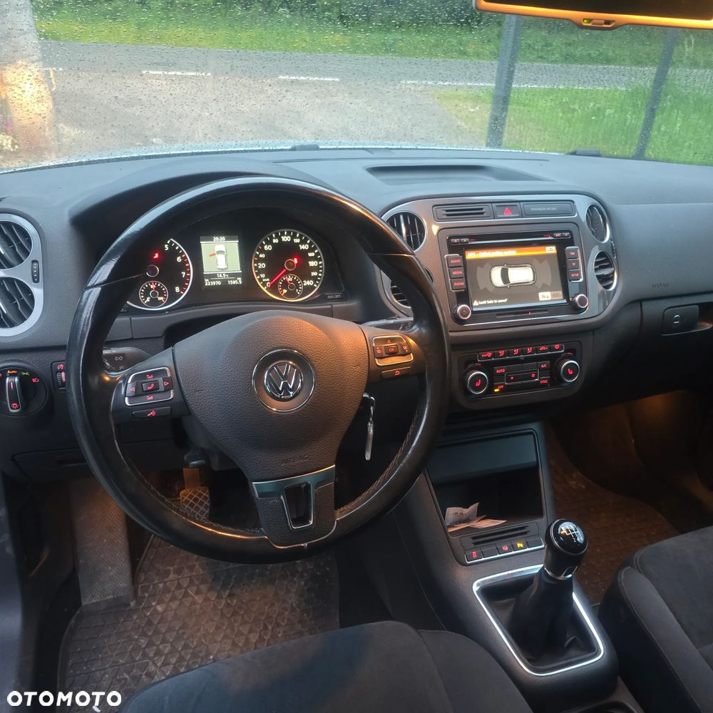 Volkswagen Tiguan - 13